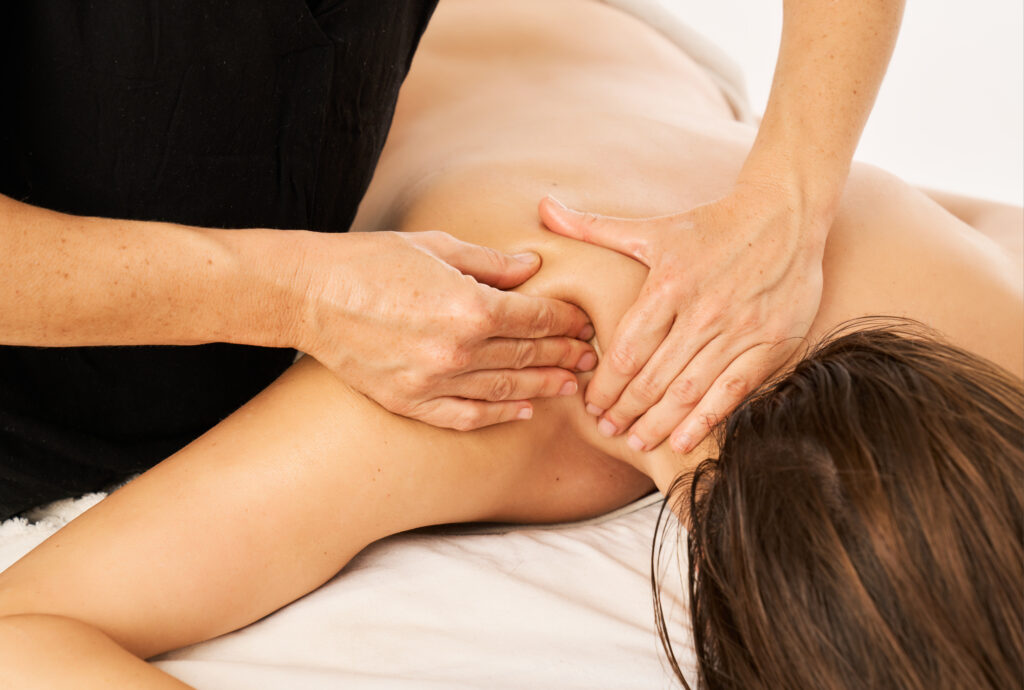 Deep Tissues Massage